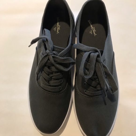 Sneaker. Gray. NWOT - Picture 5 of 5